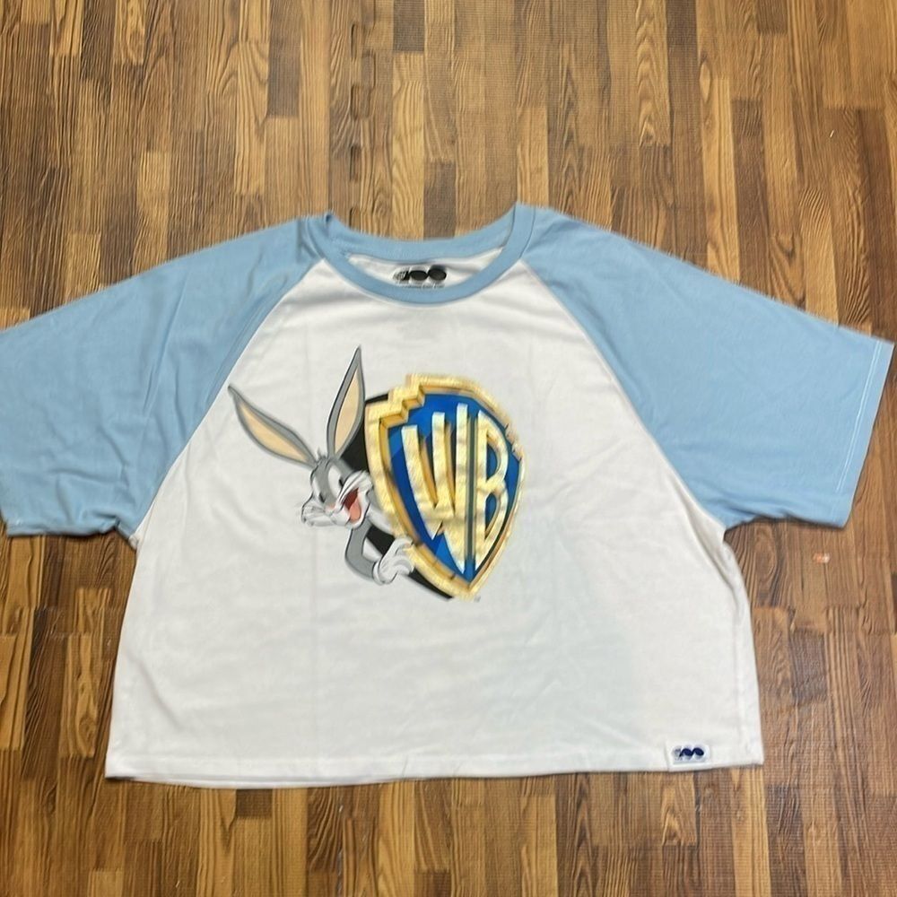 Warner Bros. 100th celebration Bugs Bunny oversize crop woman’s T-shirt size M - Picture 2 of 9